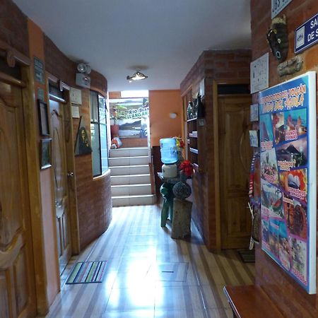 Hostal La Casa Amarilla City Baños Εξωτερικό φωτογραφία