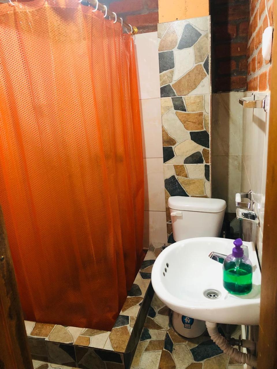 Hostal La Casa Amarilla City Baños Εξωτερικό φωτογραφία