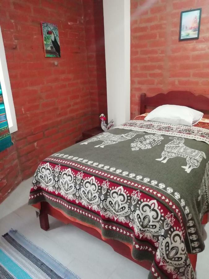 Hostal La Casa Amarilla City Baños Εξωτερικό φωτογραφία